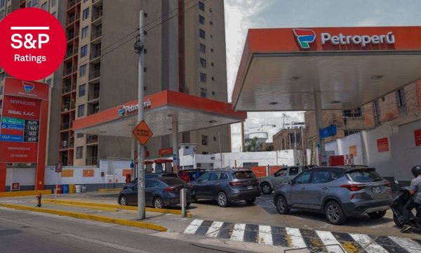 S&P Global Ratings baja calificación Petroperú